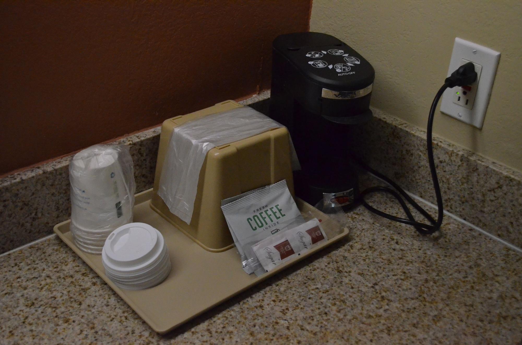 Hill Country Inn And Suite 코퍼러스 코브 외부 사진