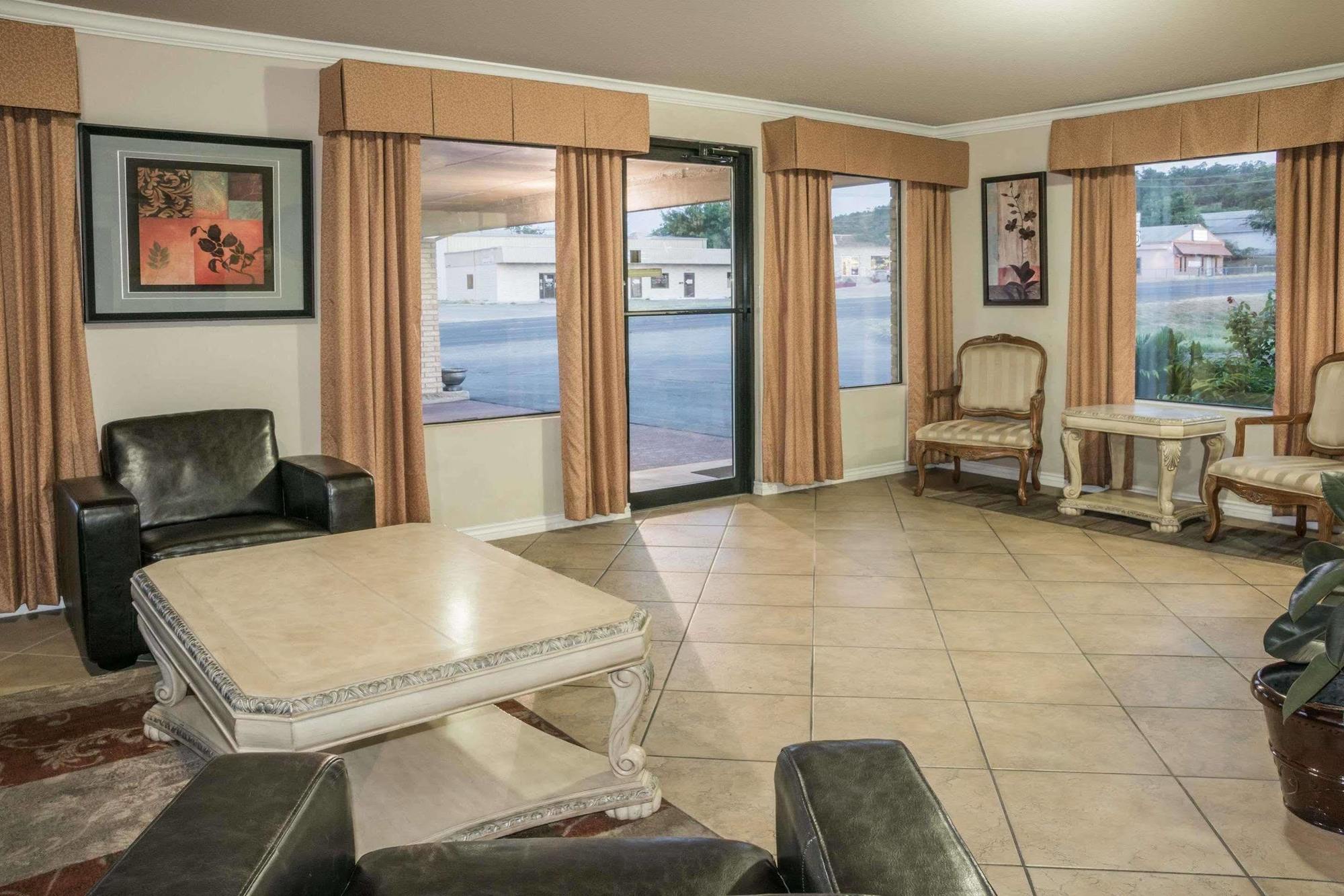 Hill Country Inn And Suite 코퍼러스 코브 외부 사진