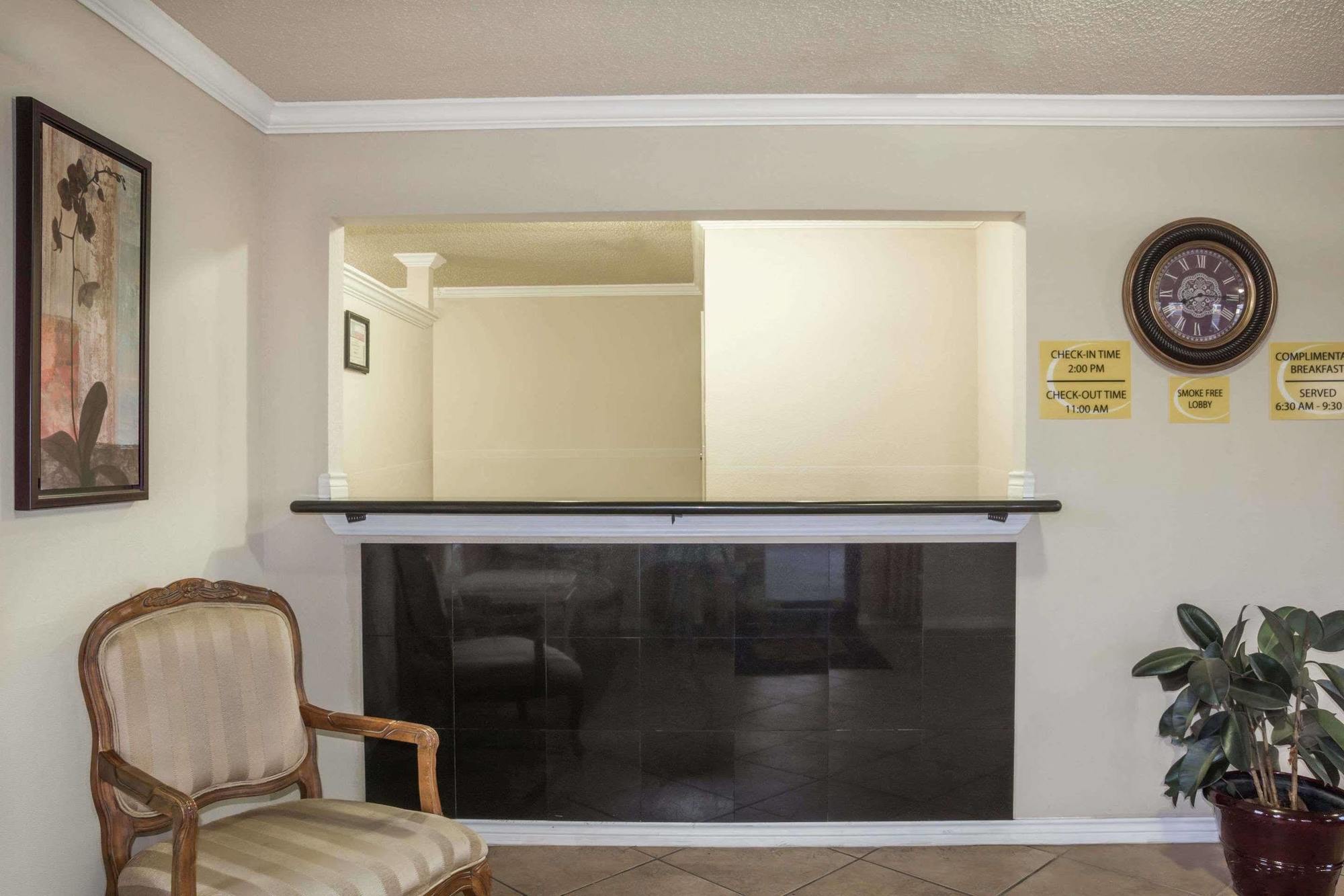 Hill Country Inn And Suite 코퍼러스 코브 외부 사진