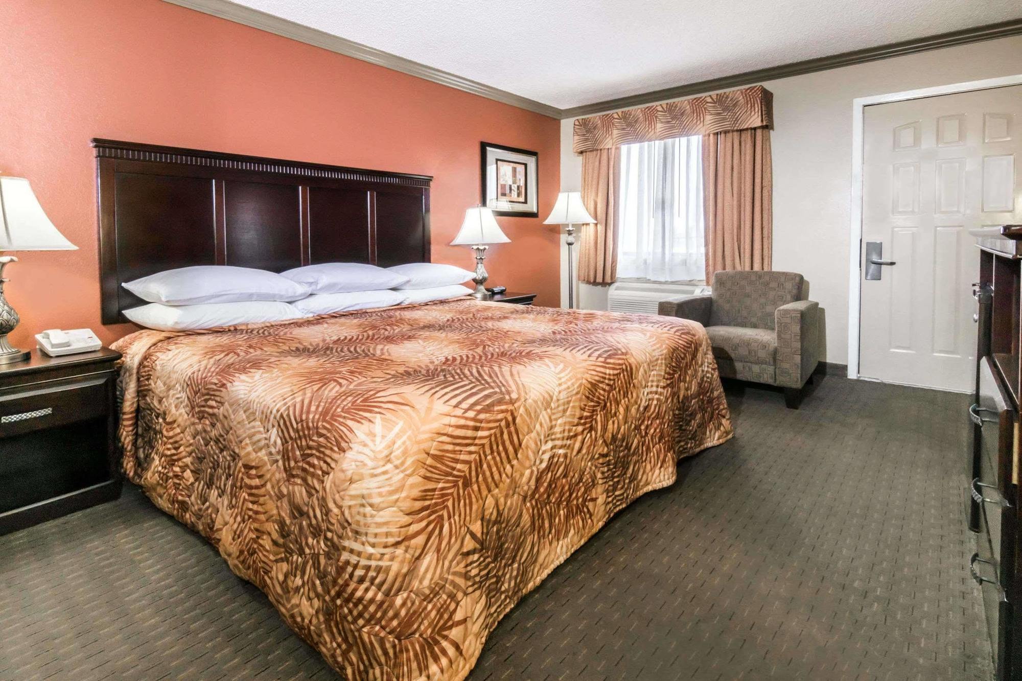 Hill Country Inn And Suite 코퍼러스 코브 외부 사진