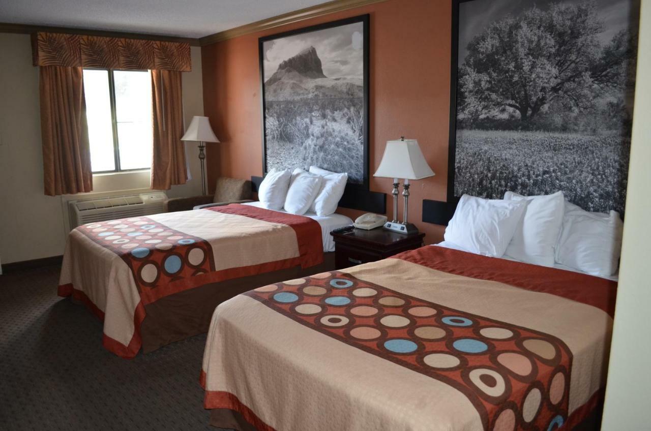 Hill Country Inn And Suite 코퍼러스 코브 외부 사진